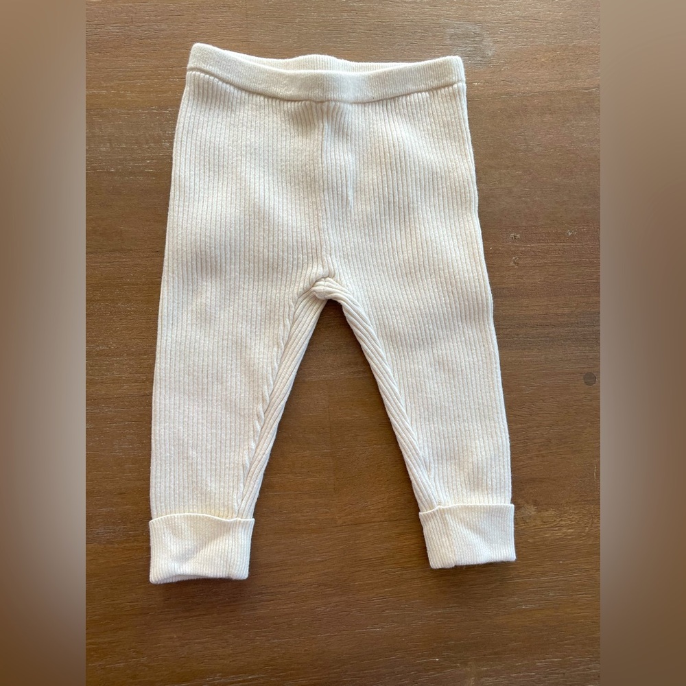 Baby Gap Sweater Pants 6-12 M in Cream